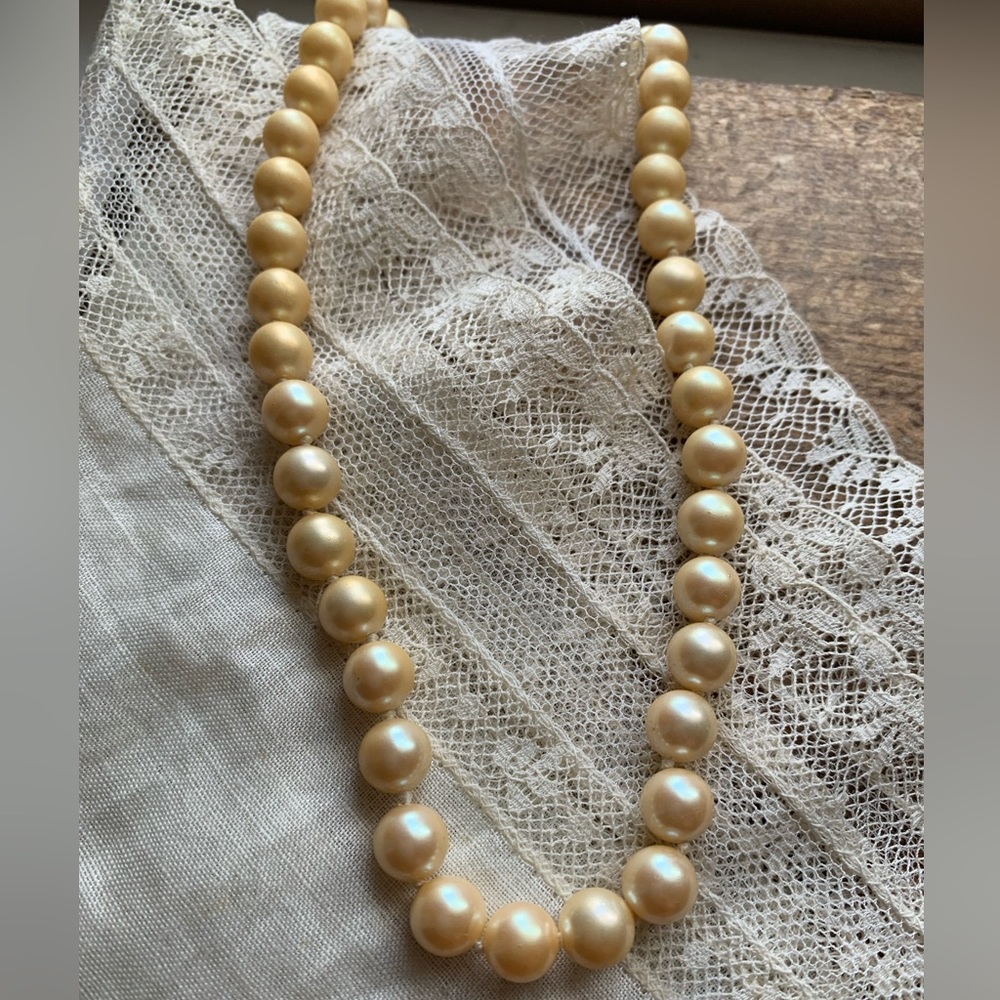 Vintage Estate Peach Faux Pearl Collar Choker Necklace Box Clasp Bridal Wedding